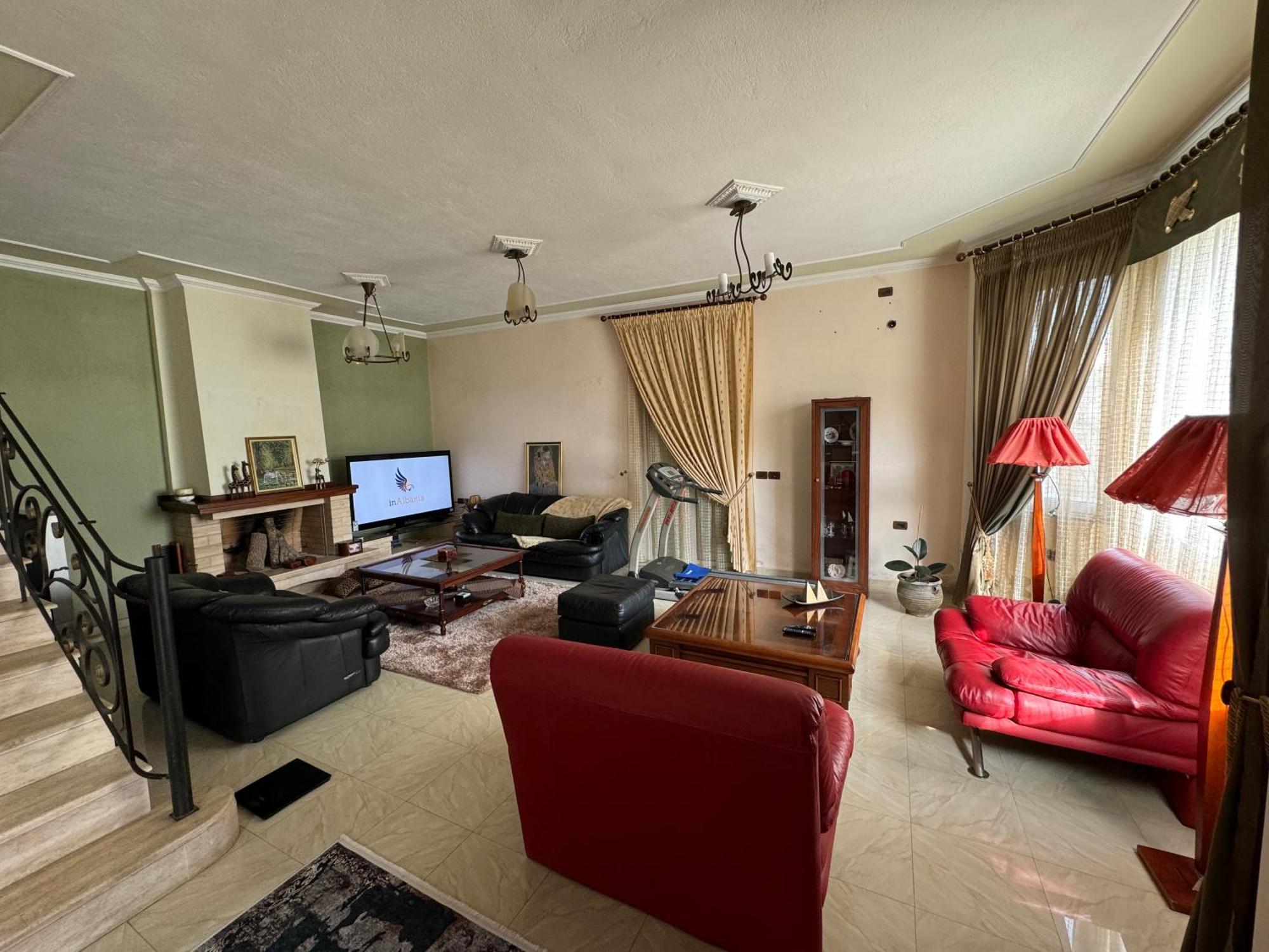 Gjirokastër Silver Villa מראה חיצוני תמונה